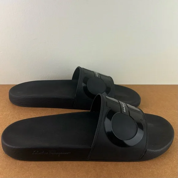 SALVATORE FERRAGAMO BLACK SLIDE SANDALS - Picture 4 of 13